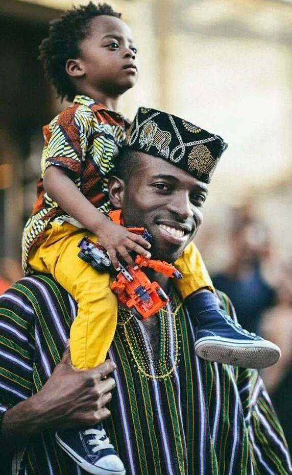 BlkHistStudies's tweet photo. Black Fatherhood Rocks! #Beautiful #PositiveImages #DontBelieveTheHype #BlackFathersMatter http://t.co/uSbcYmIlVD