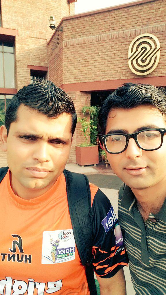 mehboob_buttar's tweet image. #PakvsZimb with @KamiAkmal23 #Pakistan