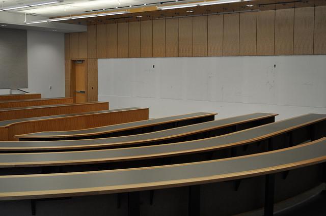 gsulawconstruct's tweet photo. RT @GeorgiaStateLaw: Let's start the week off right with #GSUlawnewbuilding pics! :-) @McCarthyBuild http://t.co/WYSs1nA97K
