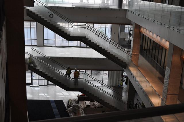 gsulawconstruct's tweet photo. RT @GeorgiaStateLaw: Let's start the week off right with #GSUlawnewbuilding pics! :-) @McCarthyBuild http://t.co/WYSs1nA97K
