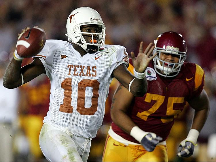 Happy 32nd Birthday to Vince Young! 