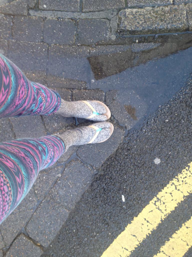 sophiehellyer's tweet photo. Irish summer time #Cushe #trendsetter @cushe @Animal_Team http://t.co/fNIOHA0K4M
