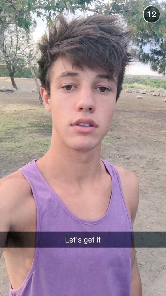 CameronAdoptUs's tweet photo. @camerondallas  awwww 💝💜 -shan💥 http://t.co/sACtmrsvb9