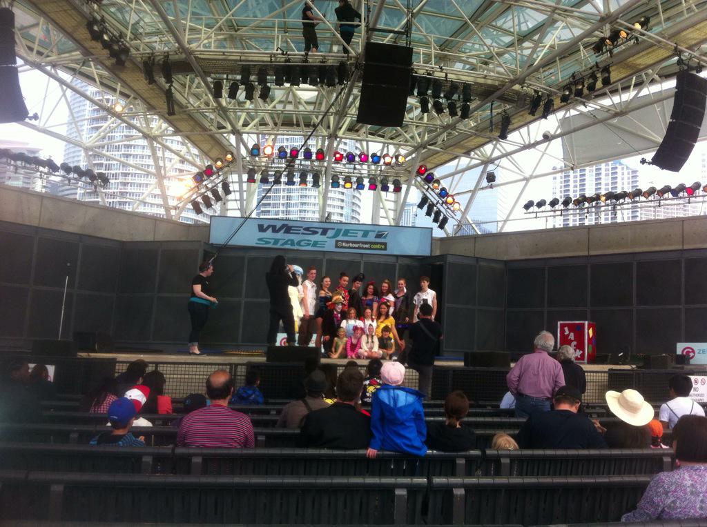 HarbourKIDS's tweet photo. The Circus Academy getting ready for the show @ 1:30 on the WestJet Stage #tocircusfest @HarbourfrontTO http://t.co/qEMY0GwIJE