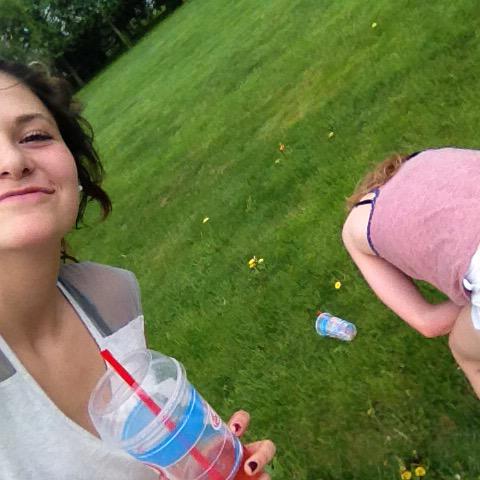 khloeshelton's tweet image. #paradefun!! @LaurenCameron6