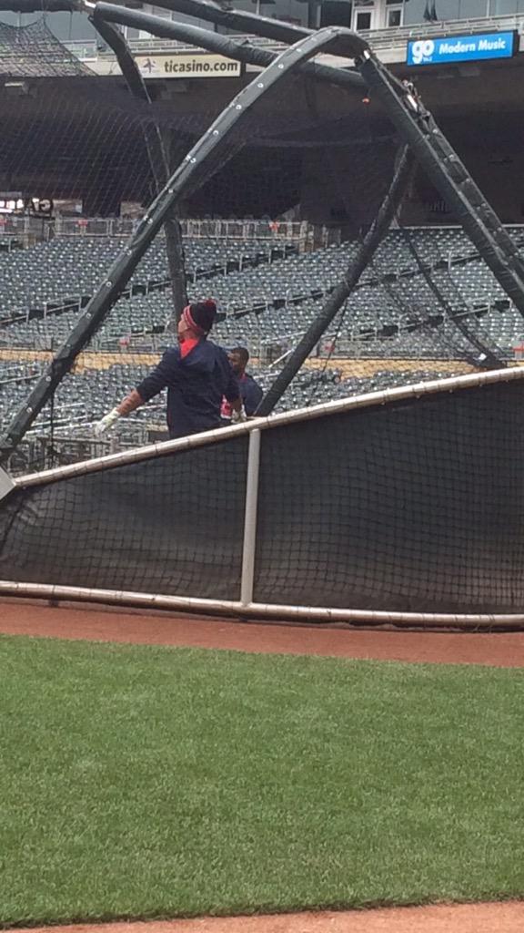 <a href="/arciaoswaldo/">Oswaldo Arcia</a> I see you 👀 #dingers