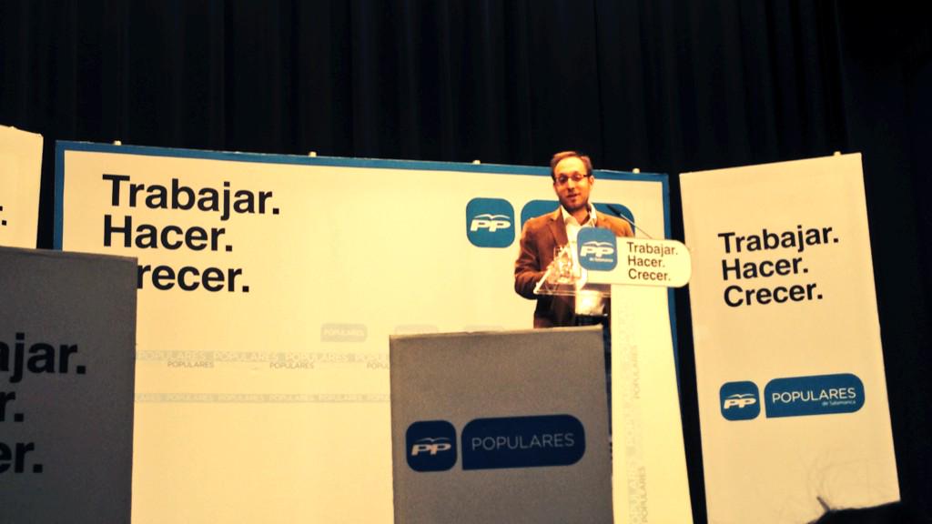 MoroMjesus's tweet photo. Acto electoral en Ciudad Rodrigo. Fuerza para una candidatura de empuje e ilusión @PPsalamanca http://t.co/JXgIqjtFwx