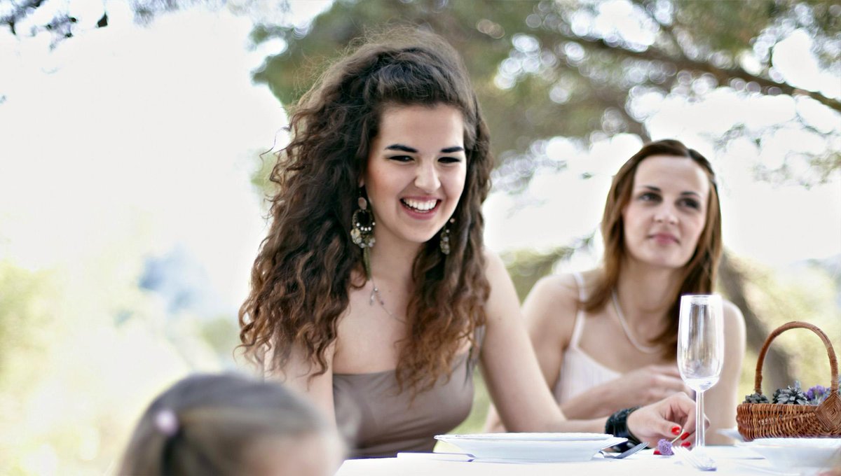 Wedding Guest Blissfully Unaware She Barely Made The Cut theonion.com/r/50458tsd