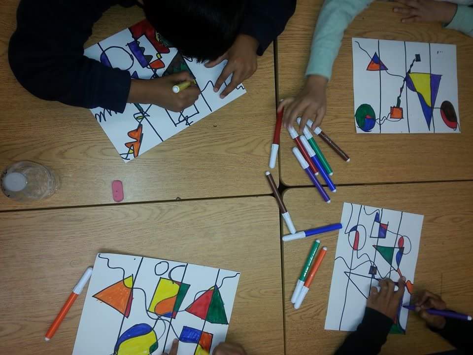 SaraNHHolm's tweet image. #srstem students release standardized testing stress with some abstract art #wearewcsd #steam #teachNVACS