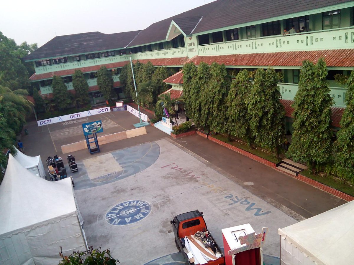 Selamat pagi semuanyaa....hari ini SMAN 80 kedatangan <a href="/XcoolRCTI/">XCOOL RCTI</a> lohhhh💓💓💓💓