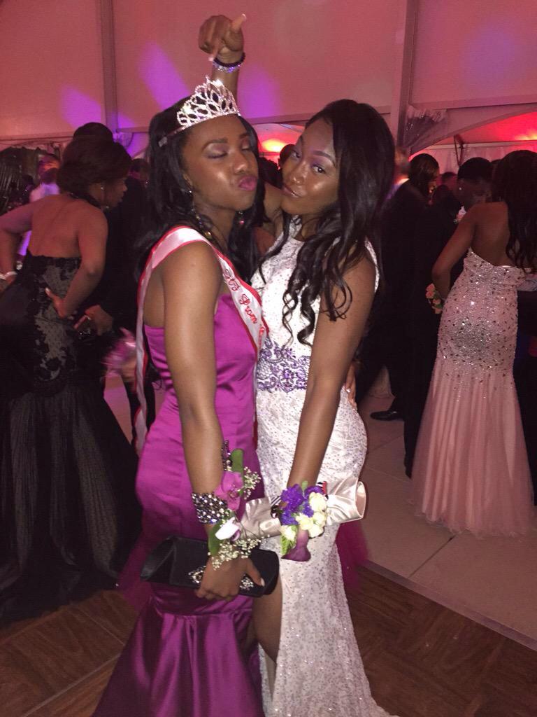 MidwestProm2k15's tweet photo. @TimaraAntoinett 😍 #prom #Prom2015 #prom2k15 #prompics #prompics2015 #promposal2k15 http://t.co/9zEh1IGijI