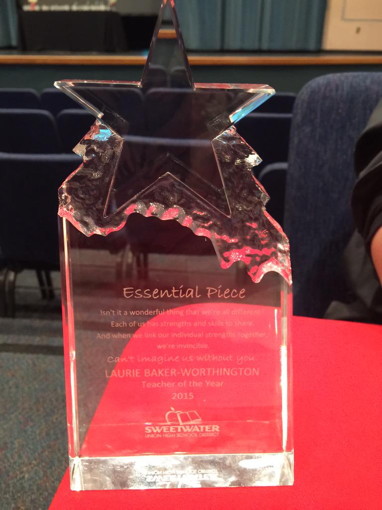 lauriebworthy's tweet photo. It's been an amazing day. #toysummit and SUHSD Employee recognition reception. my first trophy!! http://t.co/ed9EAYZUo0