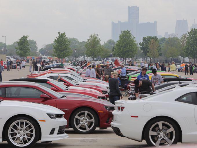 ChevroletofWC's tweet photo. Chevy unveiled the 2016 Camaro Sport Coupe at Detroit's Belle Isle Grand Prix on Saturday. http://t.co/gMEfJJtL9G http://t.co/bWFN61devX
