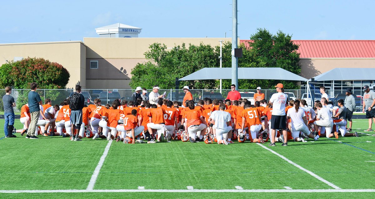 WillyOrji's tweet image. In Rockwall, I smell pigskin watching @Jacket4Life.  Going down May 20th at @Rockwall_Jacket #SpringSwarm #JFND
