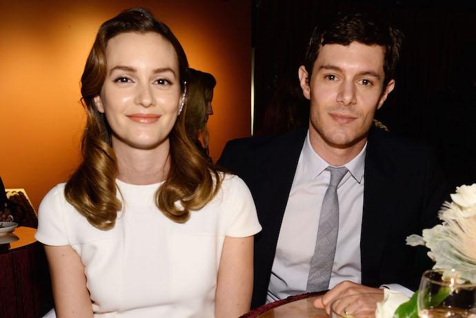VanityFair's tweet photo. Seth Cohen and Blair Waldorf are having a child http://t.co/LXC0jlLkO5 http://t.co/hOwGTKkNRV
