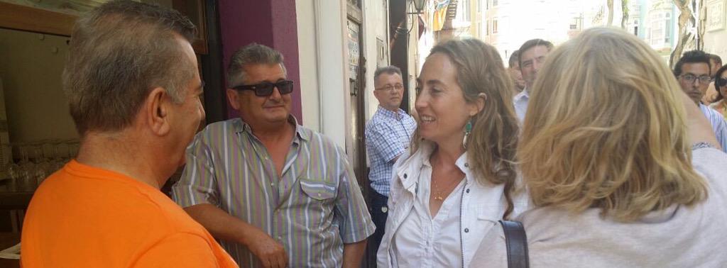 CarolinaPunset's tweet photo. Gran jornada hoy con la sociedad civil valenciana. Mucha ilusión por el #CambioSensato en Alzira. #CVPideCambio http://t.co/MlNckN3cFq