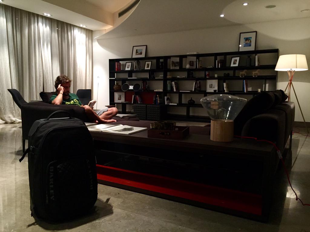 Un samurai lo acepta todo como un desafío, el hombre corriente lo toma todo como una bendición o una maldición #vive