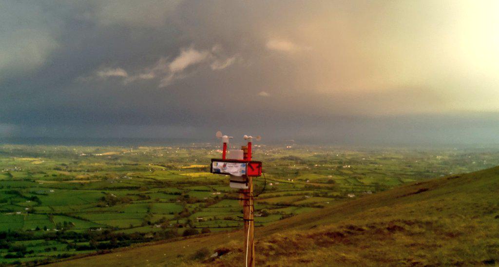 InnovatorsCHS's tweet image. Even what can seem a miserable day has its moments of beauty.
20.30 from #PiView Slieve Gallion site.
@barrabest