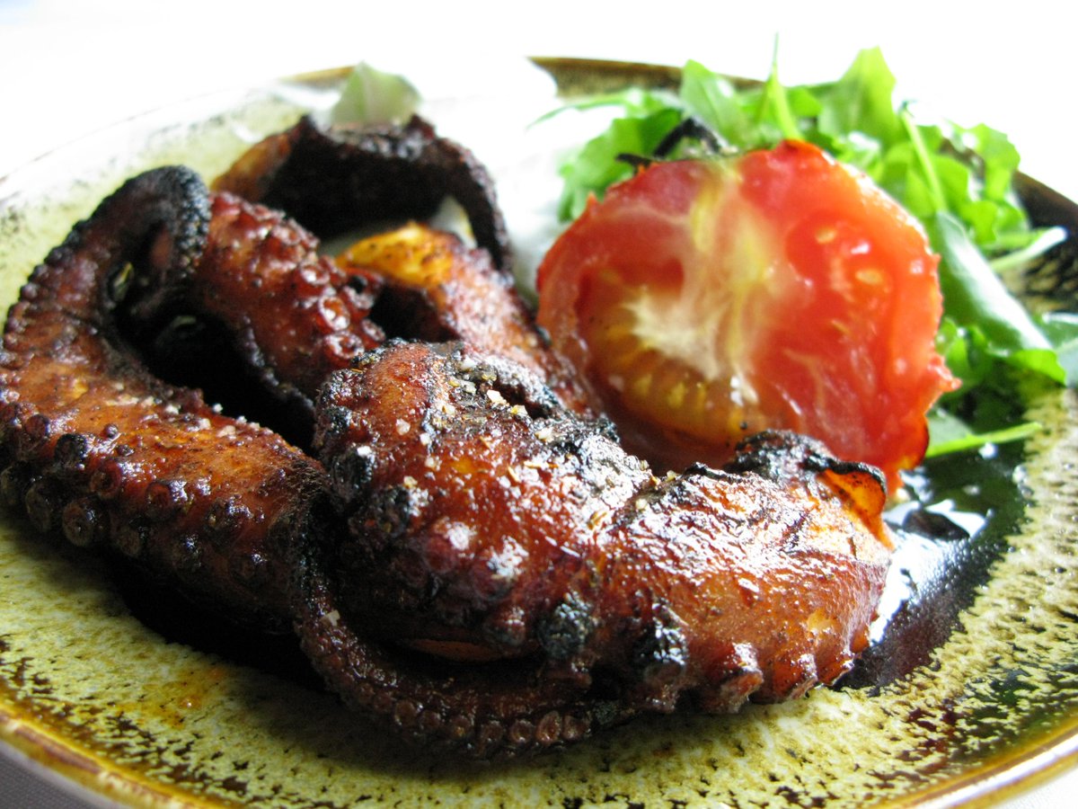 Primos_Condesa's tweet photo. No es pecado sino le dices a nadie, así que disfruta de un Pulpo a las Brasas

#yummmie http://t.co/ebJBNWsdBE