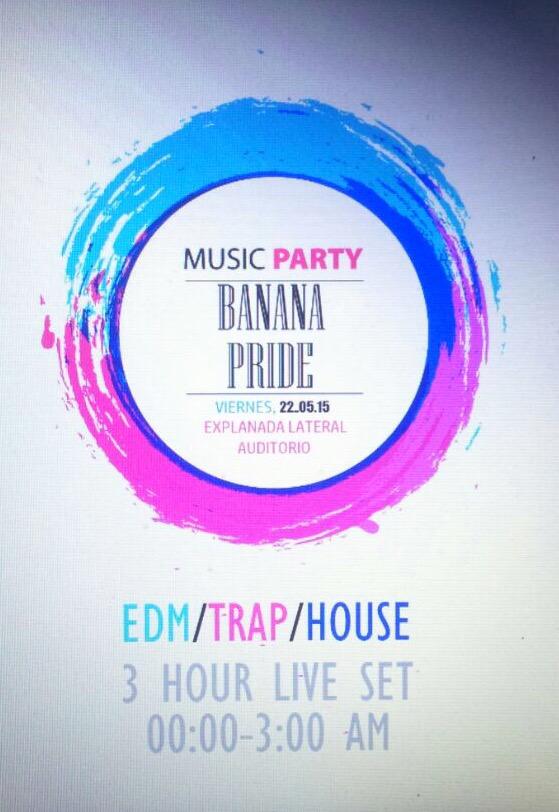 JesusFerroCosta's tweet photo. Este viernes buena fiesta en el lateral del auditorio de las manos de @Banana_Pride 🎊🎉🍸🍻 http://t.co/xw7Mc28pbj