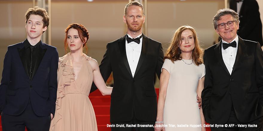 Festival_Cannes's tweet photo. #Redcarpet #Cannes2015 LOUDER THAN BOMBS (PLUS FORT QUE LES BOMBES) by Joachim Trier http://t.co/sUznY8htCt