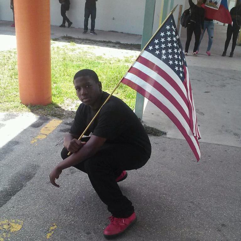 Sake Pase To All My Zoe's 🔴⚪️🔵