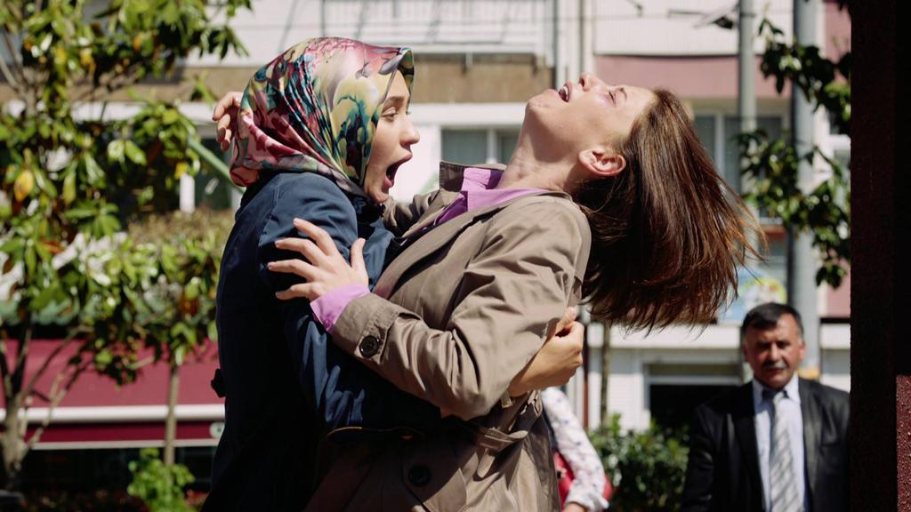 Ve  SOONN.
Bu yapımcı,ve bu senaristler birdaha tarihi olayları ele alıp rezil etmezler inşallah.
#ötesizinsanlar