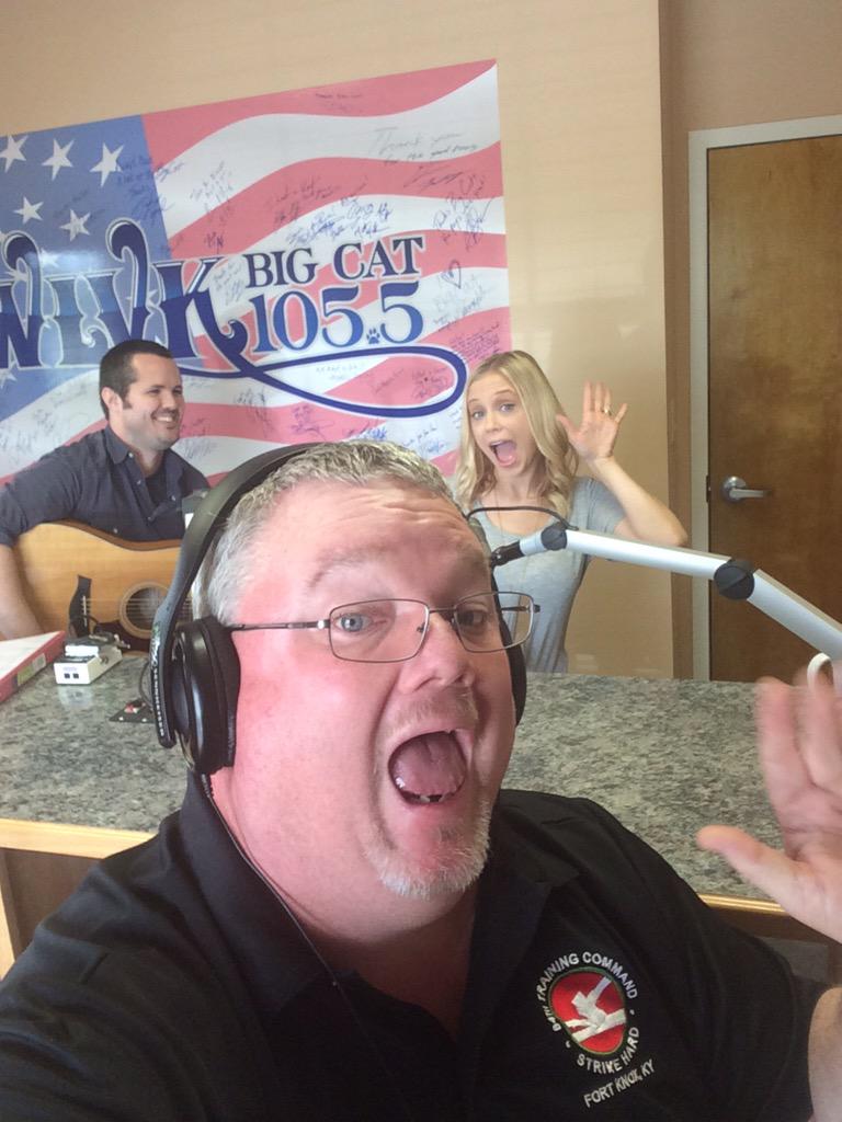 Aaron Glass tweet media