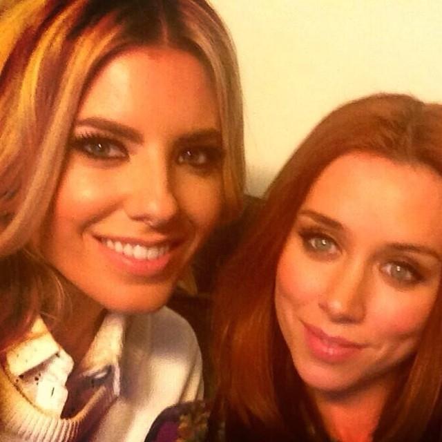 lozzamichaela's tweet photo. Moluna selfies are just 😍 @MollieTheSats @UnaTheSats #Moluna #TheSaturdays #MollieKing #UnaFoden http://t.co/ExMRWGJvVC