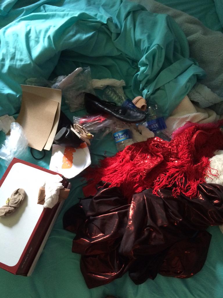 queenavni's tweet image. When you finally clean out your dance bag #4pairsofshoes #3socks #2costumes #3waterbottles