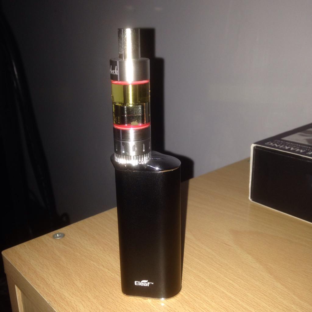 Lyddy81's tweet photo. New vape set up! #vapecommunity #vapelyfe #ileaf #kangertech http://t.co/MZvL9avPUr