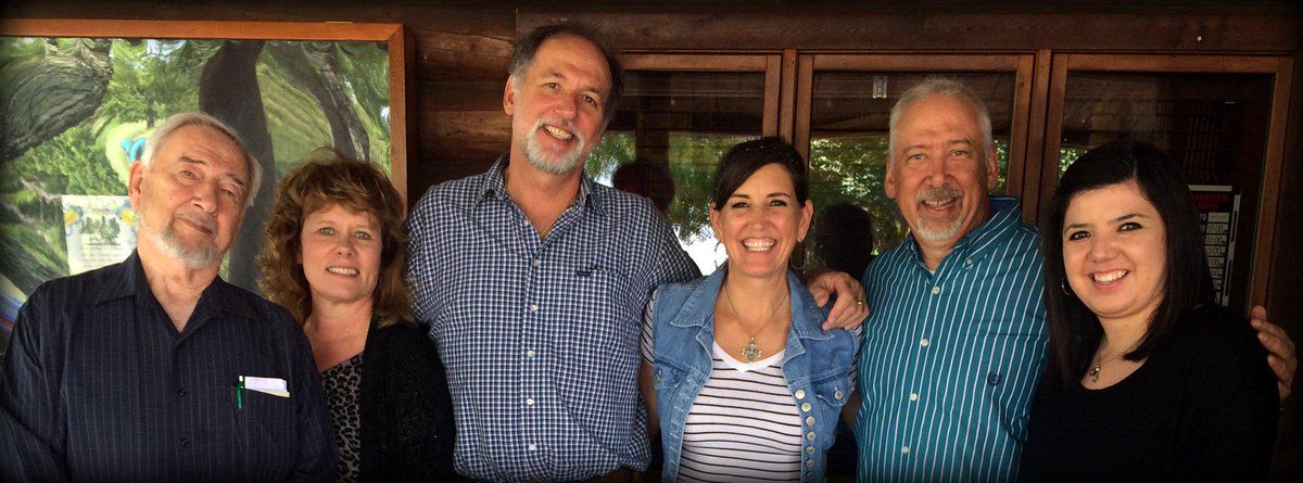 davidguion's tweet photo. Home from @WindRiverCO. After @CountryChurch yesterday, enjoyed good Mexican Food lunch w/ Dad, Kristi &amp; good friends http://t.co/6Uo1BM9dGQ