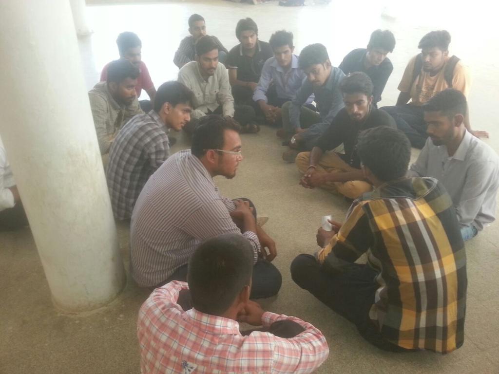 IamAsadIshaq's tweet photo. Study Circle by #KUsectorAPMSO 18-05-15
@NaeemKamali @smalimustafa @ZeeshanHaq92 @aLyYzAiDi @drugspecialist @M_Yasir_ http://t.co/BbQQgJXr7R