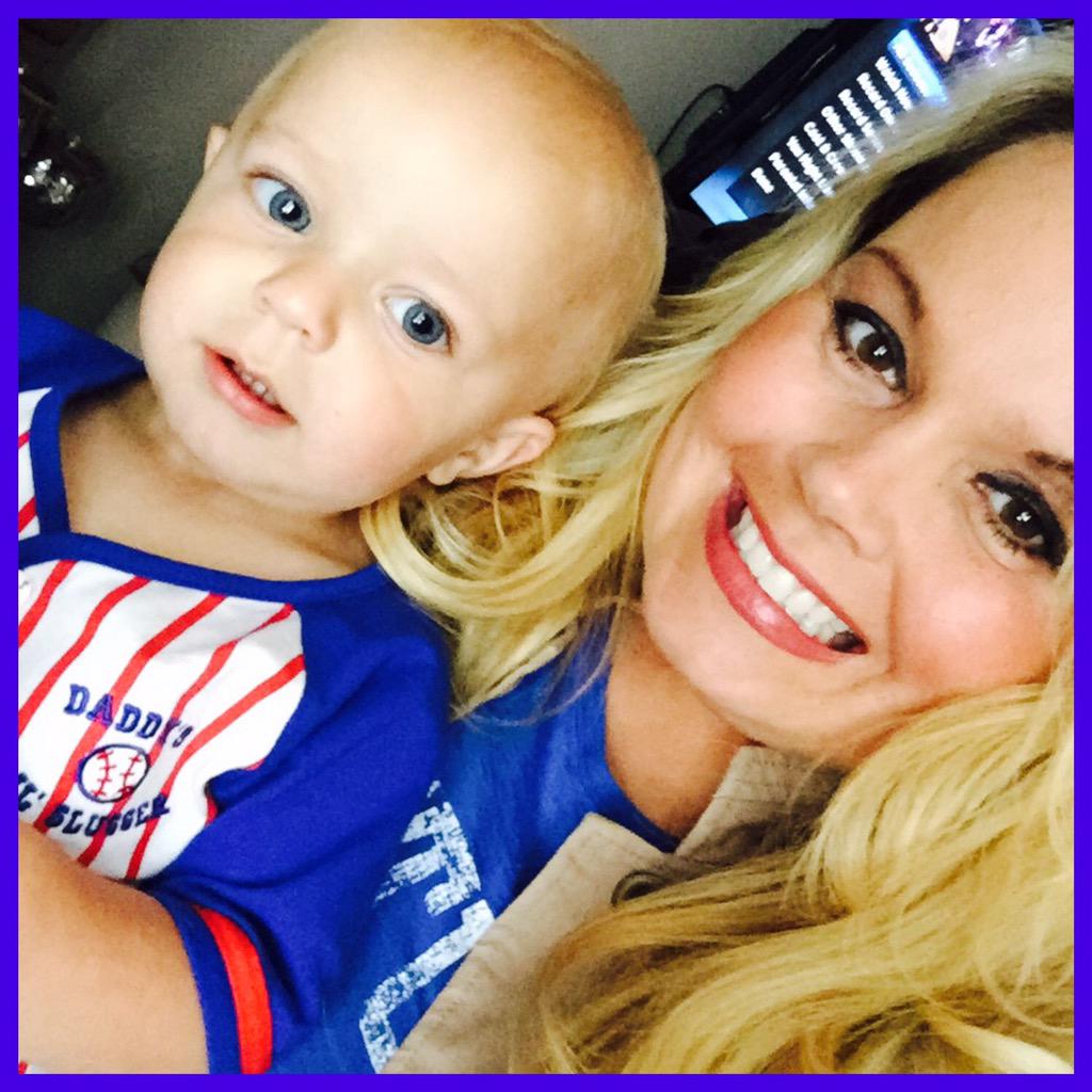 AngieBentley1's tweet photo. #BlueforBlake http://t.co/pz6WUTLoQ7