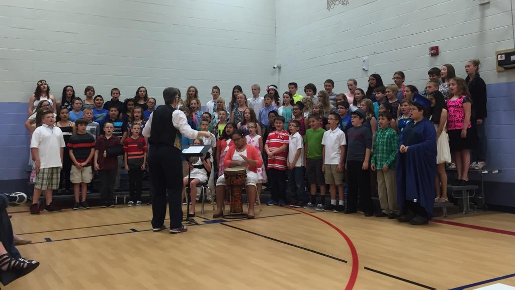 Katie_Lawson3's tweet photo. @LibertyLMS Watch out. Awesome incoming 6th graders ready to make an impACT in middle school. @MHPatriot http://t.co/5DLrCf6j83