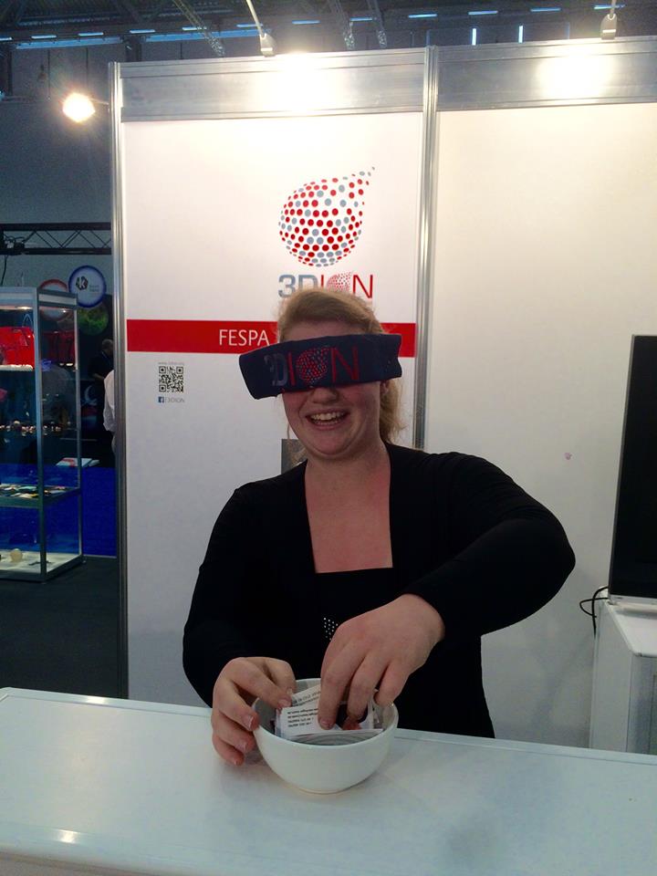 And the winner is: Dr. Koenig aus Weißenburg. Die gewonnene Büste kommt mit der Post. Herzlichen Glückwunsch! #3DION