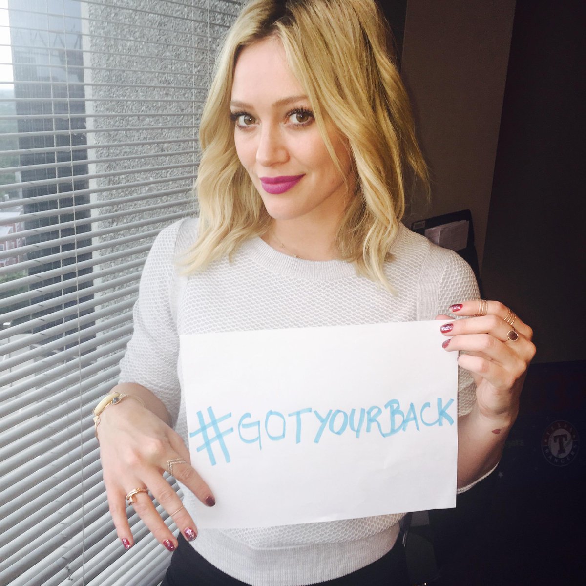 glaad's tweet photo. .@HilaryDuff is standing up for the LGBT community. She's #GotYourBack! @thecourtneykerr @Leighannadam @1037KVIL http://t.co/hYfkMRGHlm