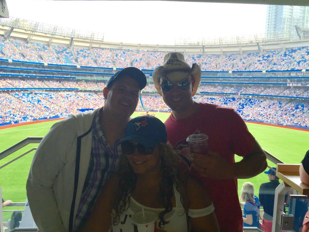 8Aliciam's tweet image. Fun with ninth line fitness group -#bootcamp2015 #getfitquick