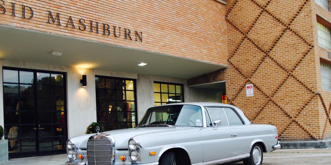 AskMen's tweet photo. A gentleman's guide to #Houston.
http://t.co/6FmVD0SlGb http://t.co/PYu7bEH6uI