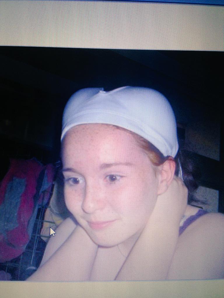 EmmaaHarrisonn's tweet photo. What a fine specimen of a child, even knows how to wear a bra @mollykathrynnnn http://t.co/eM3UL8peOb