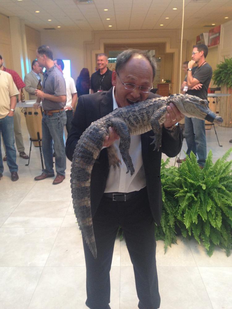 tweetclements's tweet photo. We don't gnaw on our friends.... #GBP15 #gatorville #ducdo http://t.co/LcahsSJopu