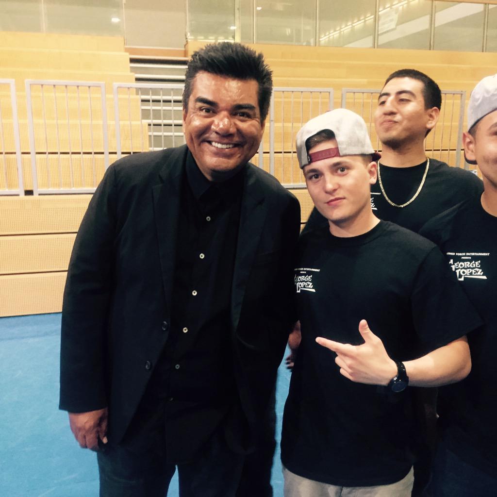 matt_814's tweet photo. Night was fucking made..this is one funny dude! #GeorgeLopez #standup #comedy #europetour #germanybased http://t.co/02kvInIrlD