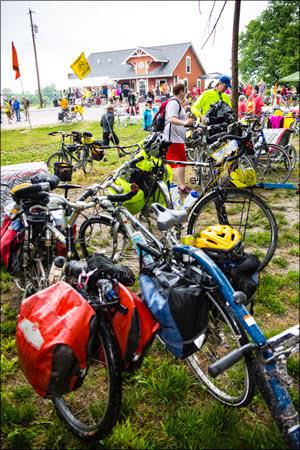 Air up your tires and enjoy the fresh air during Missouri's <a href="/bigbamride/">Big Bam</a>! visitmo.us/96a32n
