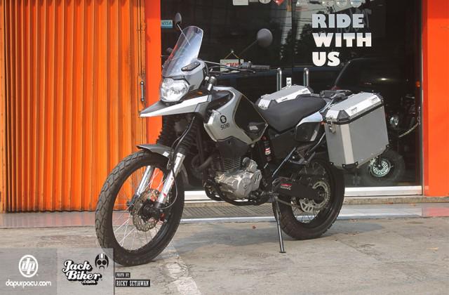 Nih Moge Berbanderol Kurang dari Rp 100 Juta
j.mp/1ecuWbD
cc: <a href="/HobbyMotor1/">HOBBY MOTOR</a>