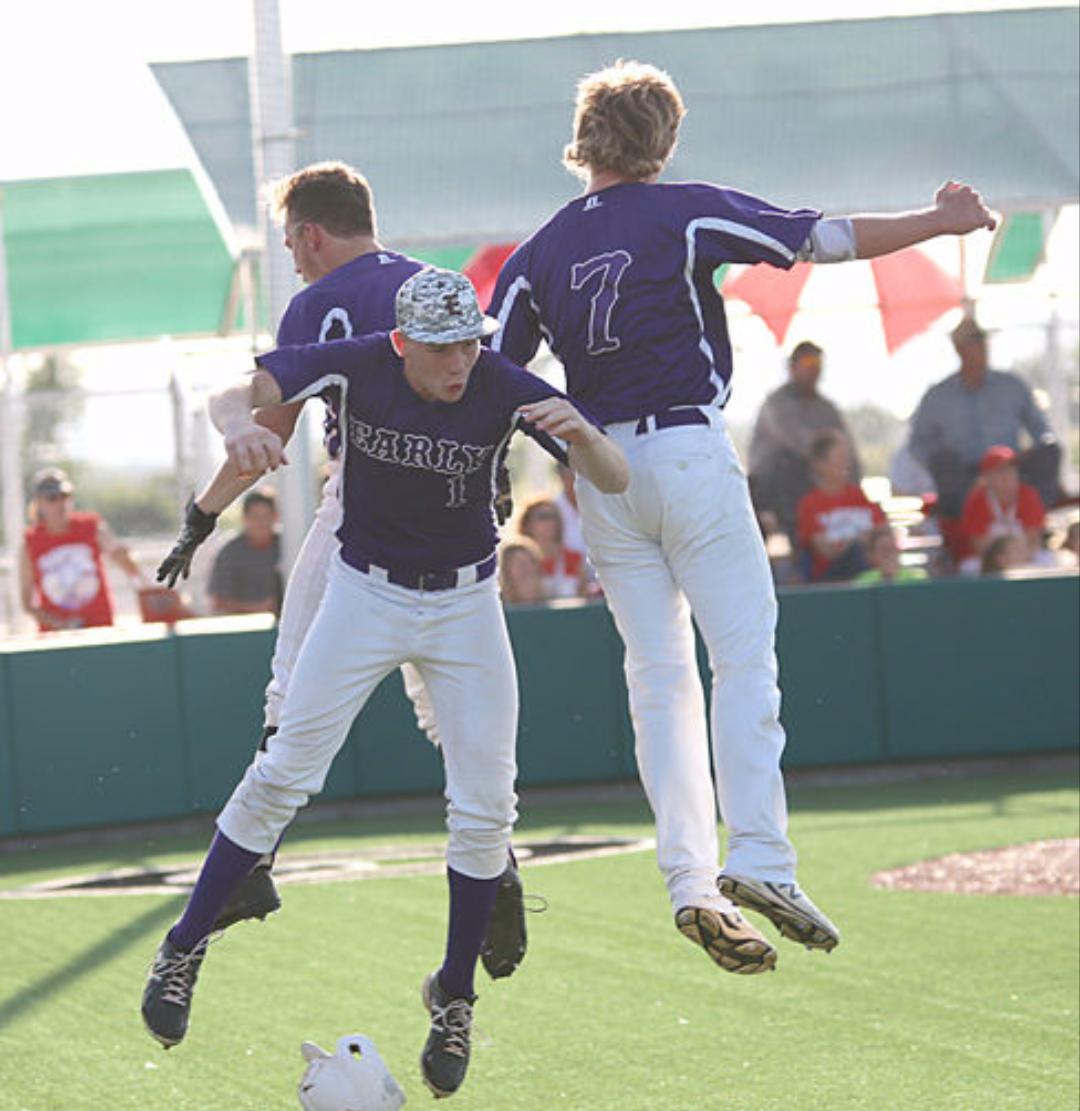 CoachFanara's tweet photo. @EarlyBaseball going to the Regional Quarterfinal!!! @3ATxHsBaseball http://t.co/kqoRIR4AGk