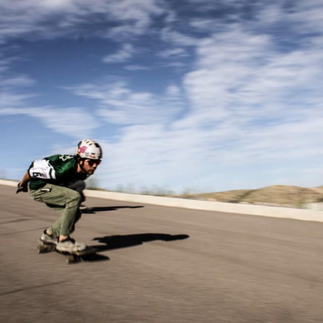 skateroad's tweet photo. Mau disfrutando de la sesion en la Ola #longboard #longboardmx #skate #sk8 #cuu #mx http://t.co/B8YBsq9xfc http://t.co/uPmYMTKyv1