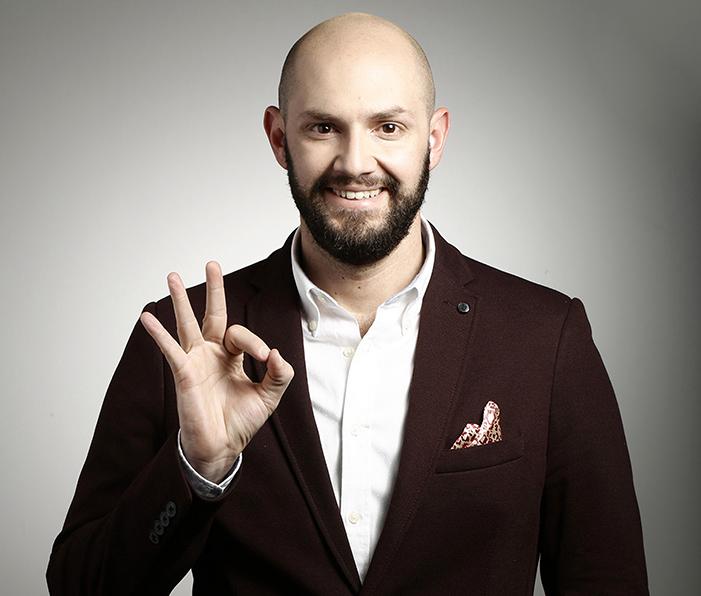adopte_colombia's tweet photo. ¡Vota por el chef @nicodezubiria que compite en el Top #100MANES! @MasterChefCo http://t.co/ETuiIC1WeU http://t.co/2VqVKiclSx
