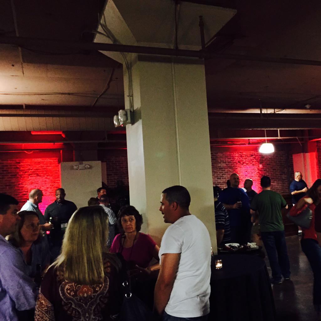 sungardps's tweet photo. Public safety customers enjoying a nightcap... #SUGA2015 http://t.co/ar7GHXg321