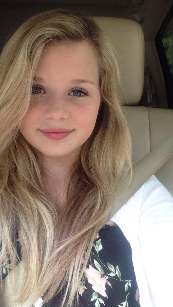 CarissaAdeeXO tweet picture