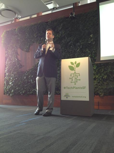 SFUrbanForester's tweet photo. Who's a friend of the urban forest? @MarkFarrellSF at the #TechPlantsSF mixer @TwitterSF http://t.co/yBZOLP7Is5